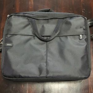 Laptop carrying case